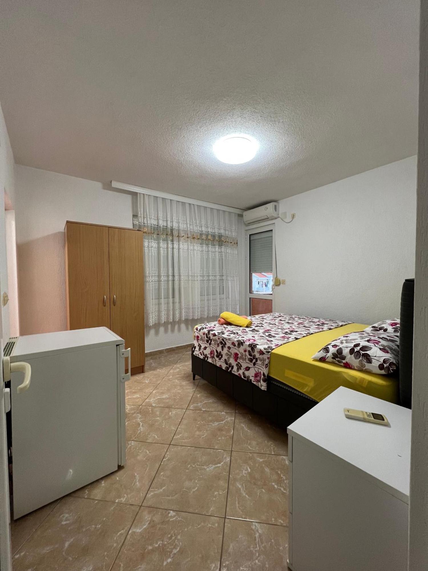 Apartments Zalli Ulcinj Luaran gambar